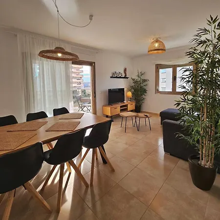 Apartment Esmeralda 2 Bedrooms 3 Pool & Parking *