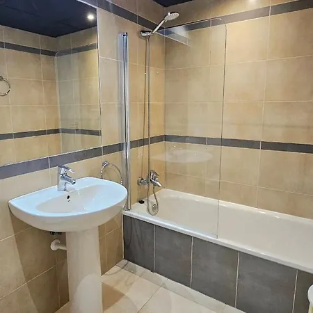 Apartmán Esmeralda 2 Bedrooms 3 Pool & Parking