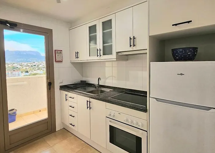 Esmeralda 2 Bedrooms 3 Pool & Parking *